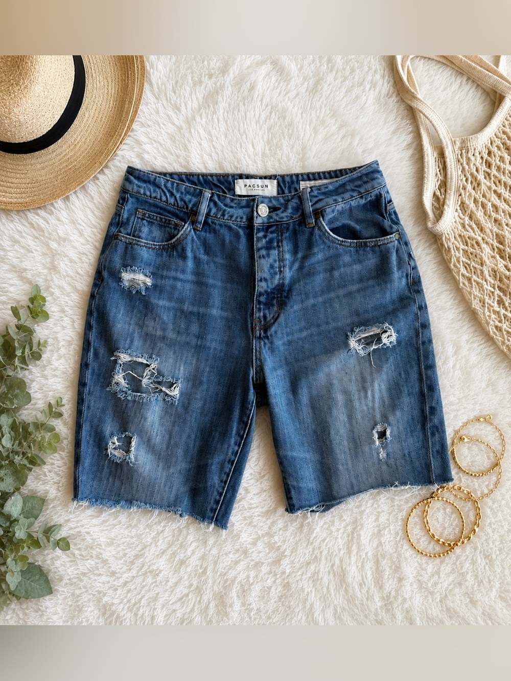 PacSun Mom Jean Distressed Denim Bermuda Shorts Size 26